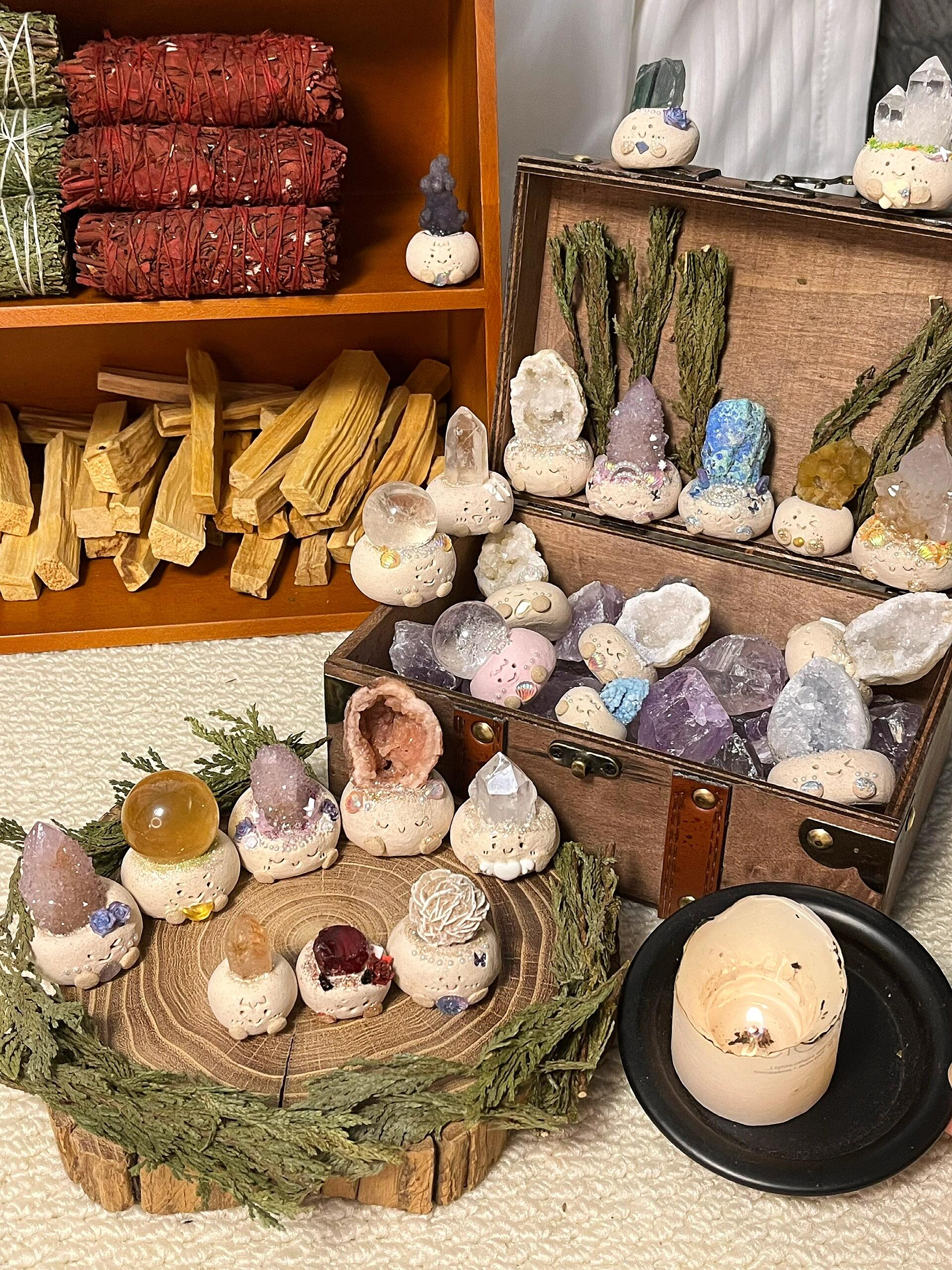 Halloween Freebies - Crystal Wish Genie 🔮