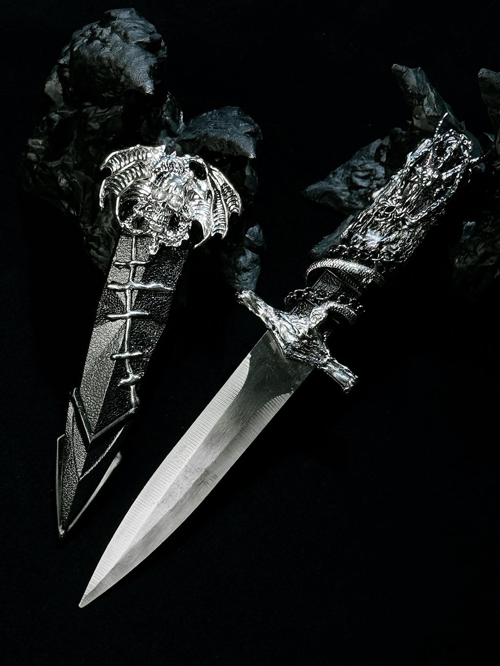 Handmade dagger（ship1-3days）