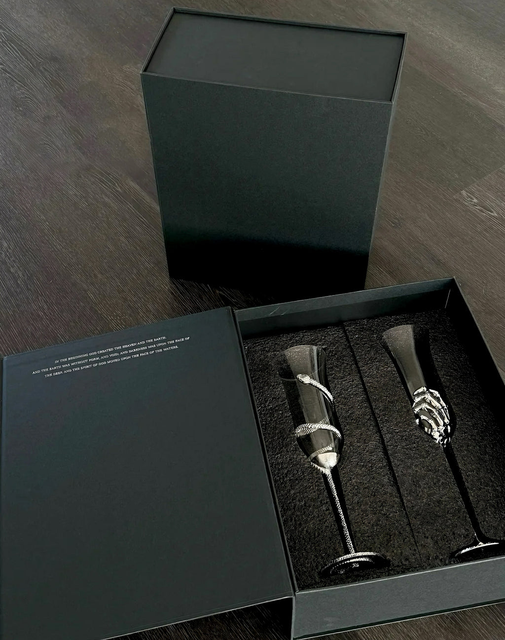 Ghost Hand 💀- Champagne Glasses