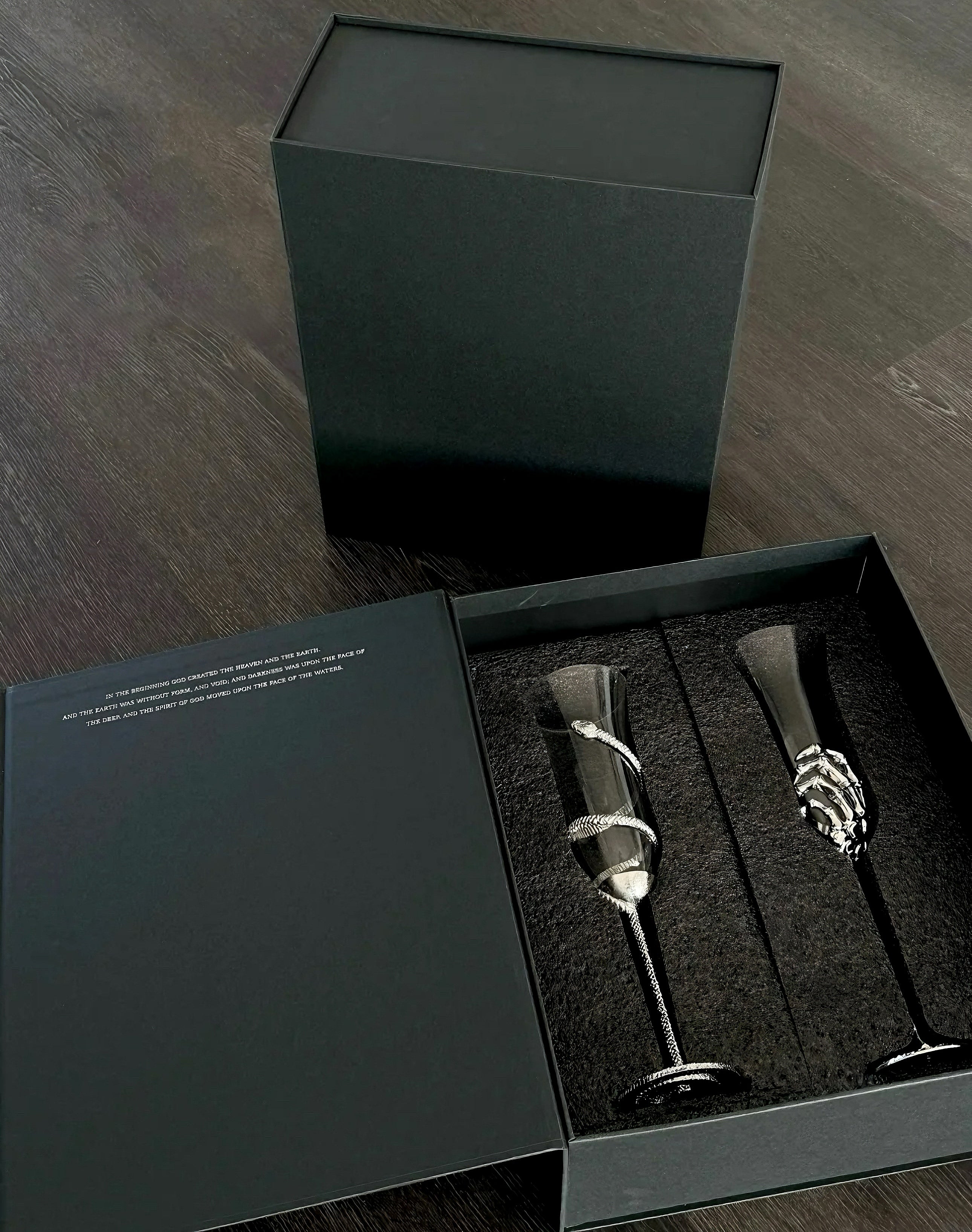 Ghost Hand 💀- Champagne Glasses