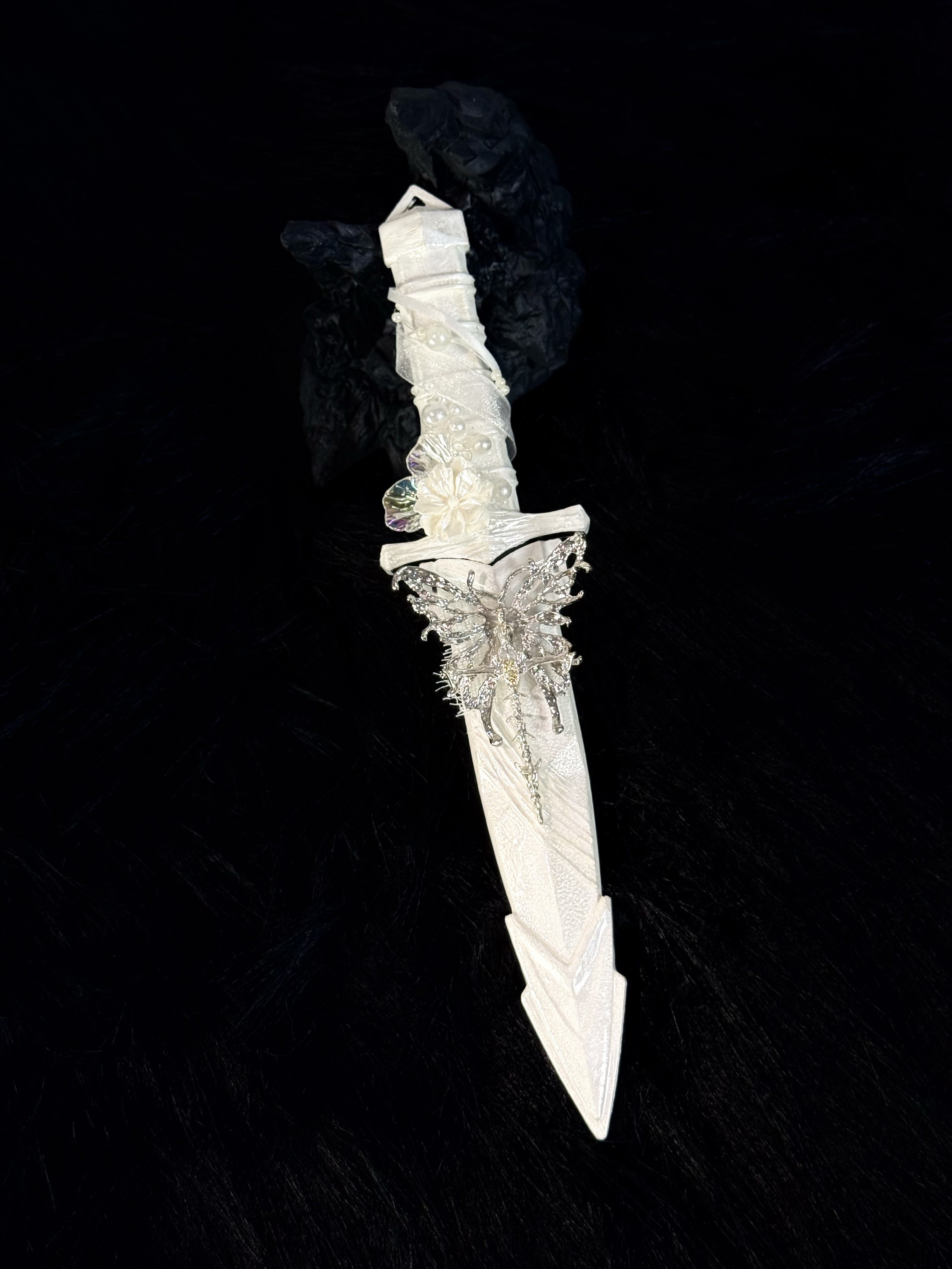 Handmade Dagger - Bone Butterfly🦴